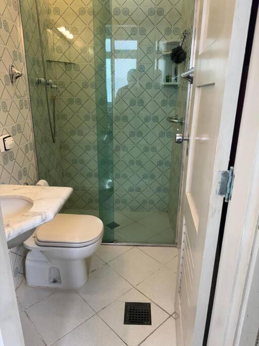 גוארויה Apartamento Com Vista Mar מראה חיצוני תמונה
