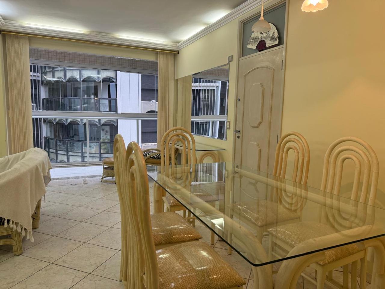 גוארויה Apartamento Com Vista Mar מראה חיצוני תמונה