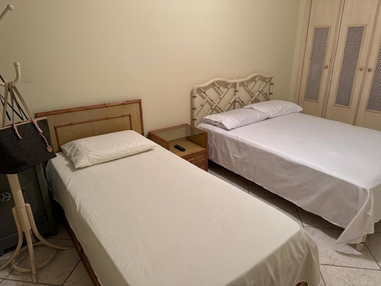 גוארויה Apartamento Com Vista Mar מראה חיצוני תמונה