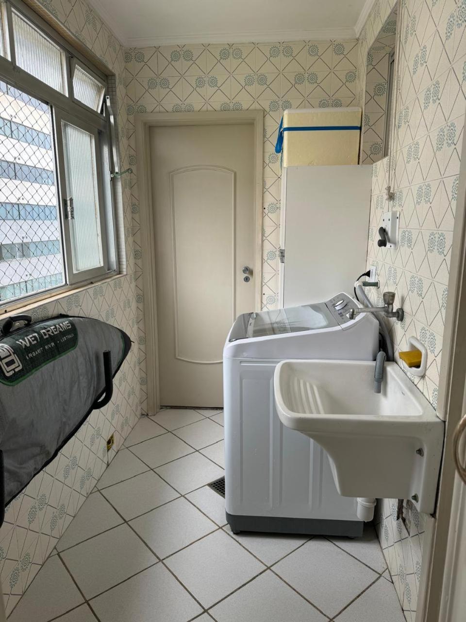 גוארויה Apartamento Com Vista Mar מראה חיצוני תמונה